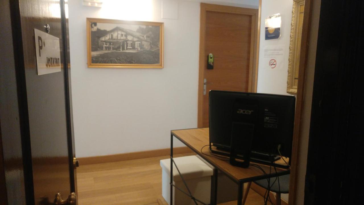 Pension Joakina San Sebastian Exterior photo